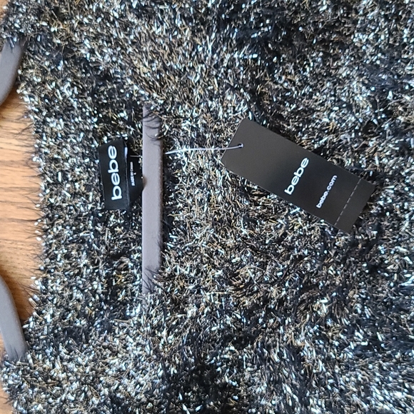 Sweater - Picture 2 of 4